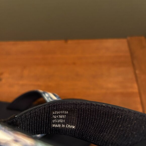 Vineyard Vines Womens Blue Fish Classic Flip Flops Sandals Size 6 - Picture 6 of 8